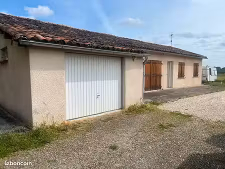 rare sur le secteur : charmante maison de campagne de 90 m² sur environ 2 hectares