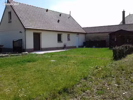 pavillon avec jardin