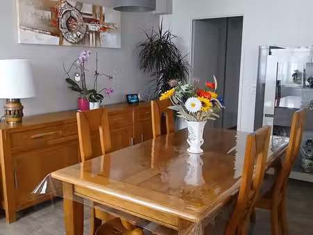 appartement 85m2 2places de parking en sous sol dont 1 boxé avec ascenseur