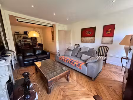 bel appartement avec cachet de l'ancien en étage élevé - cou