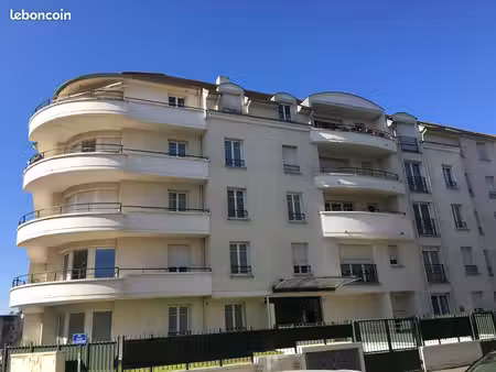 loue appartement f3 meublé de 62 m2 proche de la gare de meaux