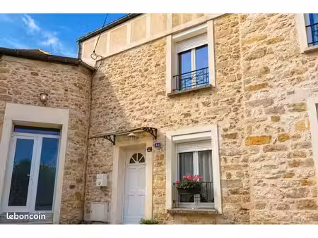 location charmante maison de ville ?