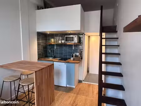 studio lit mezzanine meublé