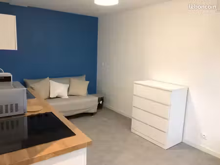 t1 meublé rénové 20 m² - dpe b - centre-ville  gare tgv 5 min