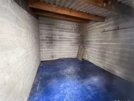 garage 17 m2 a louer a la trimouille