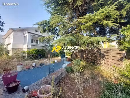 propriété 5 pièces 115 m²