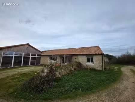 longère 6 pièces 220 m²
