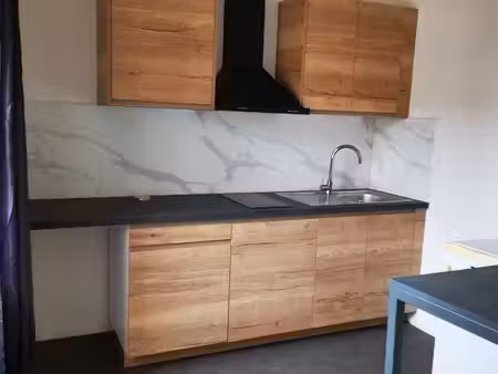 cavaillon centre studio 29 m2 loyer 398