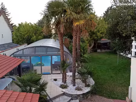 maison familiale à vendre avec 2 logements et piscine. argenteuil (95)