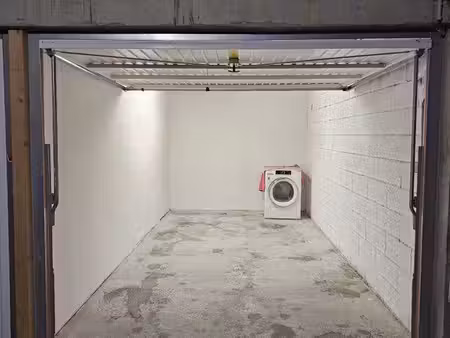 garage box 