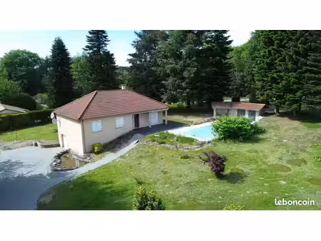 maison 117 m2 avec piscine a bonnac la cote