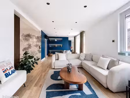 maison de ville de 7 pièces 165m2