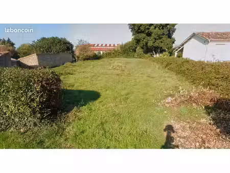 terrain constructible 897 m² hors lotissement