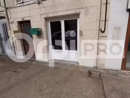 local commercial 28 m²