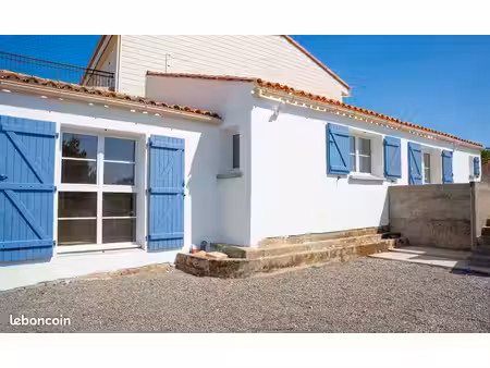 maison rénovée - centre de talmont  proche marché et commerces