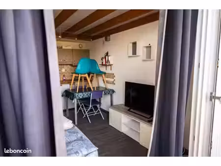studio mezzanine