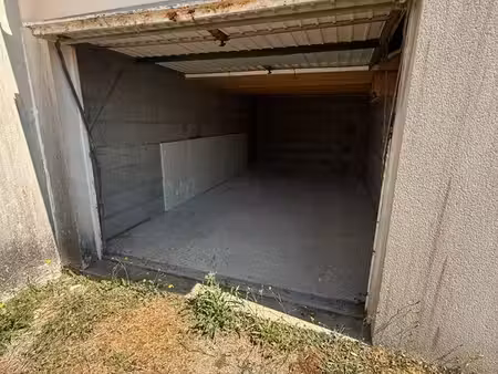 garage à louer