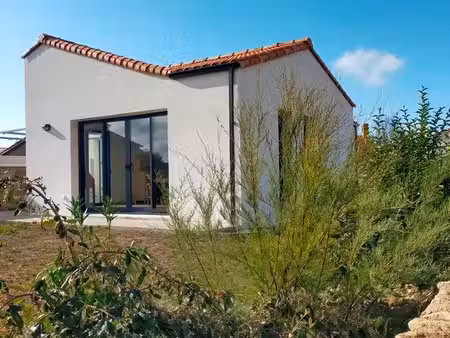 maison de plain-pied 80m² meublée