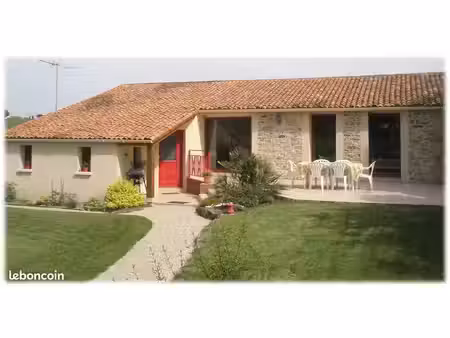 maison meublée mortagne sur sèvre