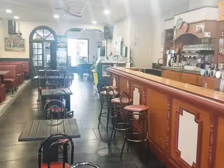 bar  restaurant   pmu  fdj  licence iv  appartement