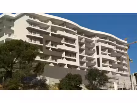 location appartement 4 pièces 94.75 m² à ajaccio (20000)  1 310 €