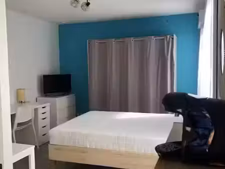 location meublée appartement 1 pièce 21 m² à bordeaux (33000)  655 €