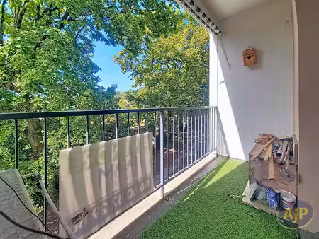 cauderan-t4 94m²- balcon