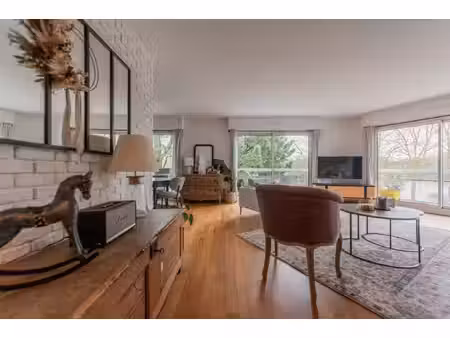 joneliere - appartement 4 pièces de 108 m2 avec vue erdre