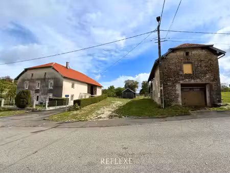 propriété de caractère sur 1 hectare de terrain & dépendance