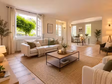 fontenay-le-fleury (78) – maison familiale de 200 m² à réinventer  aux portes de saint-cyr