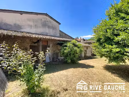 grange à réhabiliter plus de 200 m2 de surface de plancher