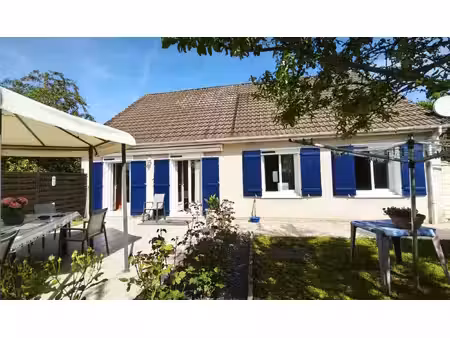 maison d'habitation de 80 m2 sur terrain de 732 m2