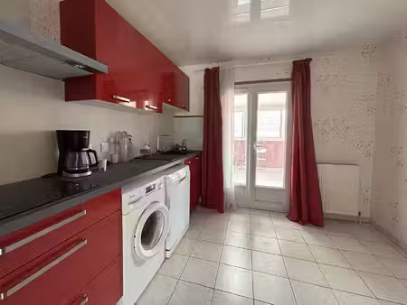 caussade centre - appartement 4 chambres -
