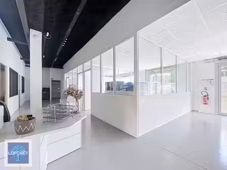 grand local commercial