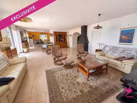 maison familiale de 190 m² – 5 chambres  piscine et dpe a.