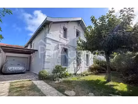 villa ancienne. 4 chambres. saint-palais-sur-mer