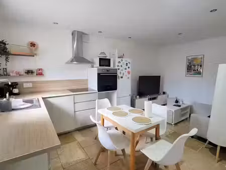 location meublée duplex 2 pièces 42.6 m² à salon-de-provence (13300)  800 €