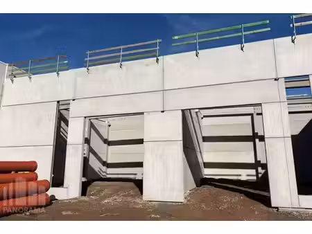 unités pme neuves de 194 m² avec mezzanine de 50 m²  emp...