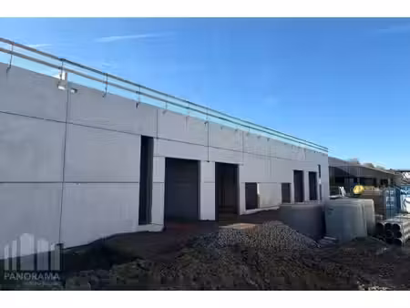 unités pme neuves de 432 m² avec mezzanine de 142 m²  emp...
