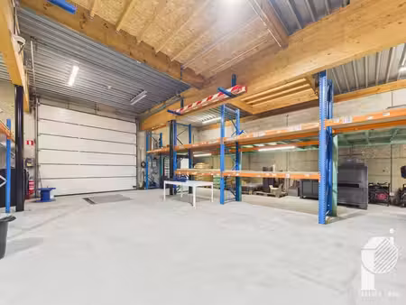 entrepôt à louer dans le zoning des plenesses à thimister