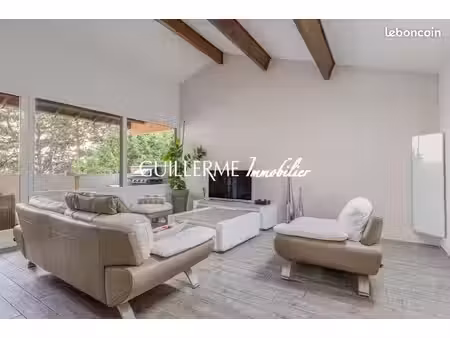duplex 4 pièces 109 m²