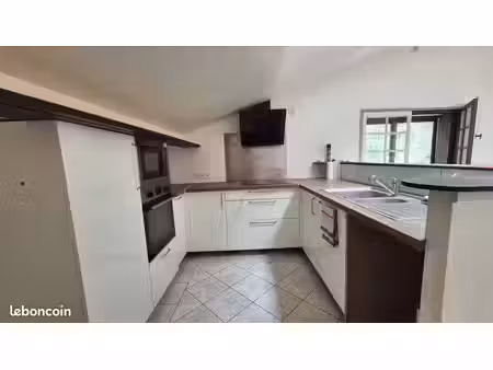 appartement 3 pièces 50 m²