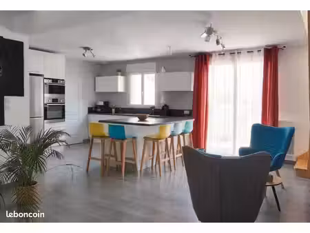maison 6 pièces 130 m²