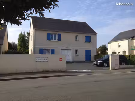 t2 au calme avec parking