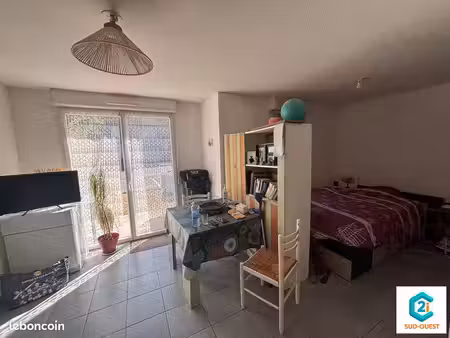 studio 1 pièce 29 m²