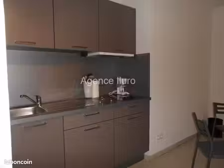 studio 1 pièce 23 m²