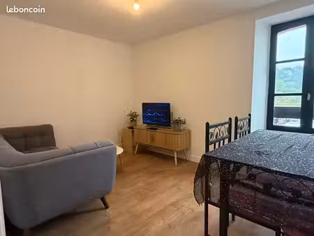 jolie appartement vue mer t4