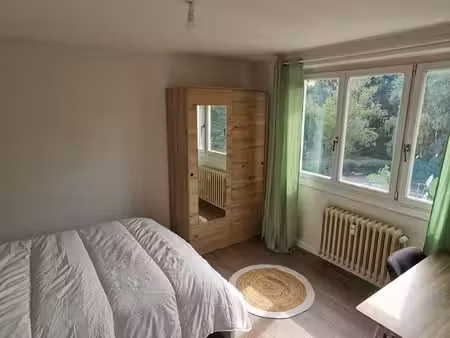 chambre meublée rénovée – tout compris – balcon – fibre – sans frais d'agence