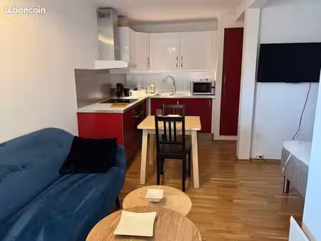 joli studio meublé avec espace nuit