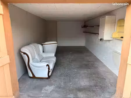 garage dans résidence sécurisée